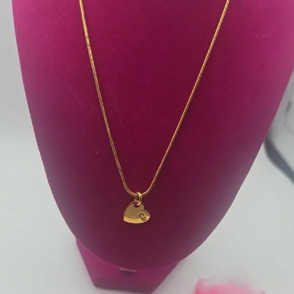 Christian Dior Elegant Gold Plated Heart Pendant Necklace (EUC)✨️ - Picture 2 of 7